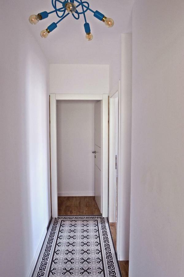 Apartment Anna Split With Parking Ngoại thất bức ảnh