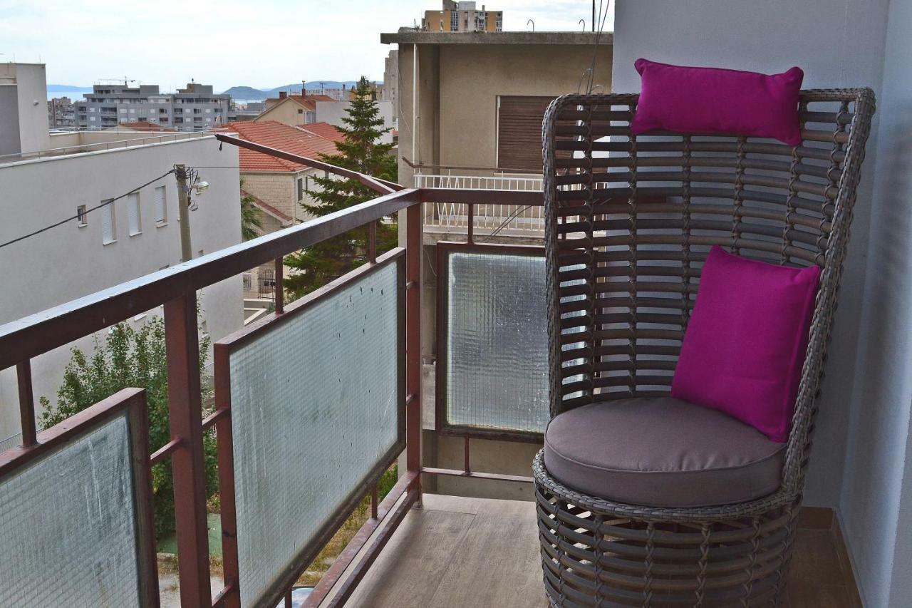 Apartment Anna Split With Parking Ngoại thất bức ảnh