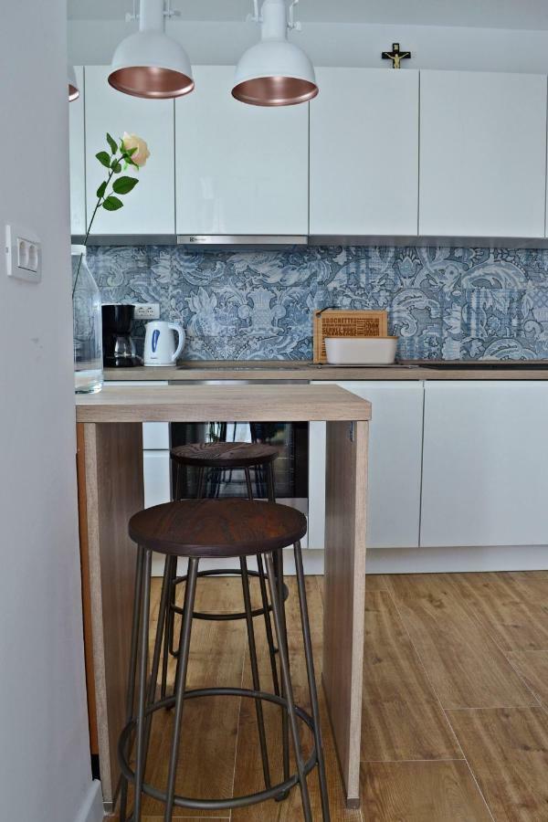 Apartment Anna Split With Parking Ngoại thất bức ảnh